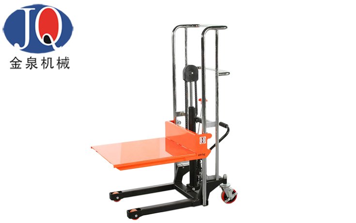 /product/yeyabanyunshengjiangche/104.html 輕巧型手動堆高車